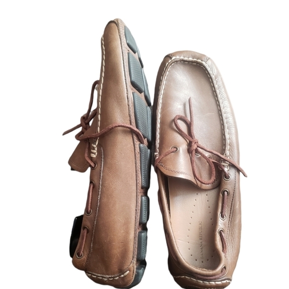Banana Republic Leather Loafers - Picture 2 of 10